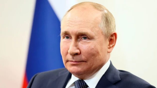 Владимир Путин поручил представить проект о цифровом удостоверении личности