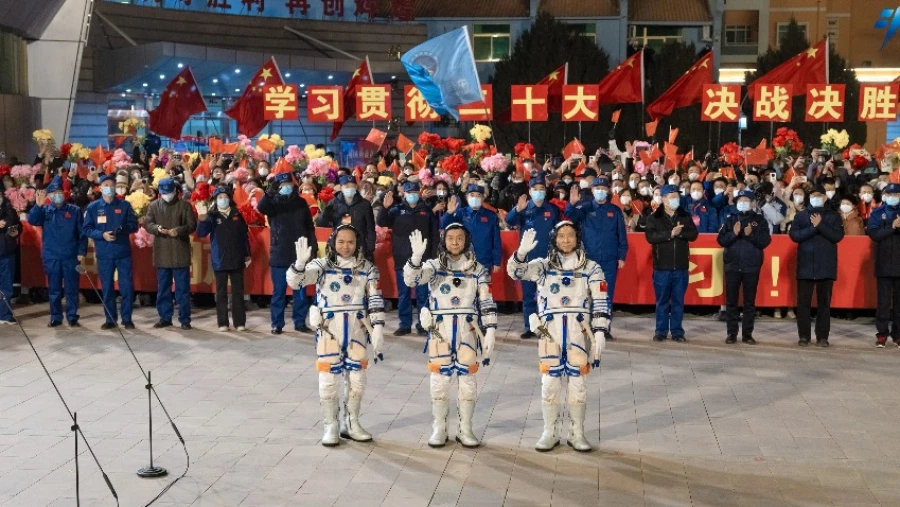 Китай планирует отправить астронавтов на Луну и на Марс