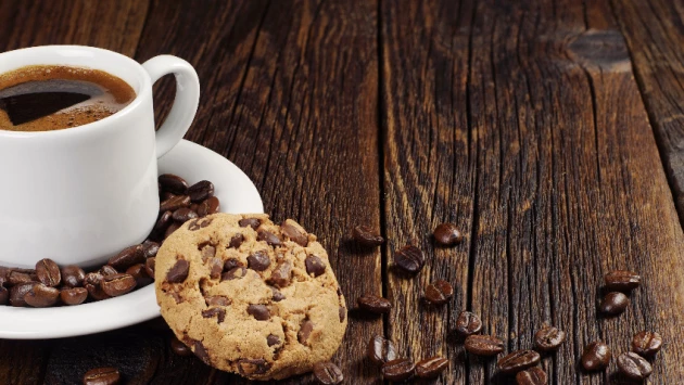 Ученые выяснили, что кофе и шоколад могут влиять на здоровье кишечника