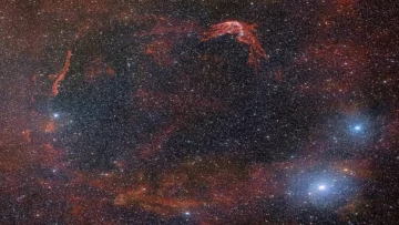 Учёные обнаружили последние остатки первой в истории зафиксированной сверхновой
