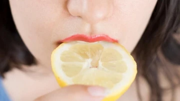 JBAS: употребление лимона помогает снизить уровень плохого холестерина
