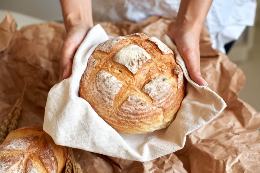 Как продлить срок хранения хлеба: полезные советы для дома