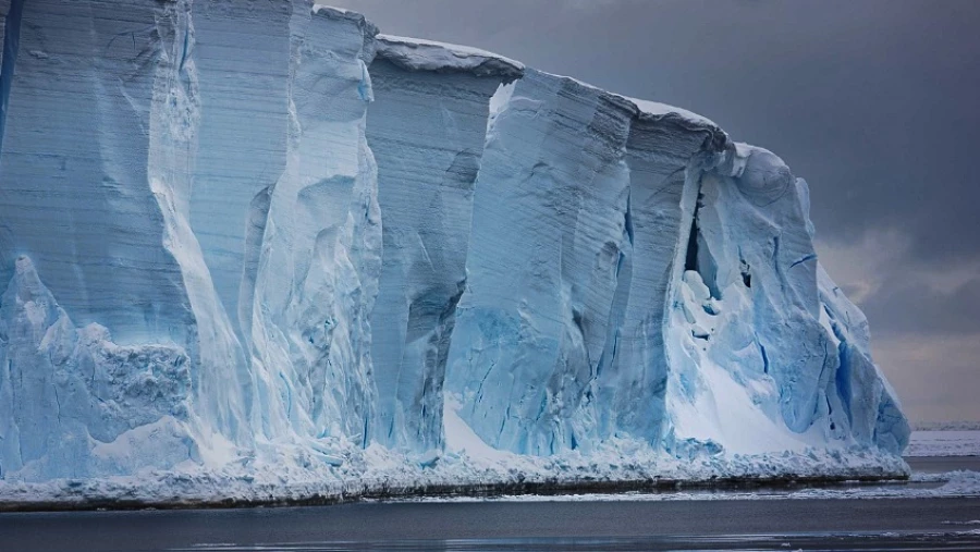 Синоптик Ильин проинформировал, что ледники-гиганты из Антарктиды не угрожают россиянам