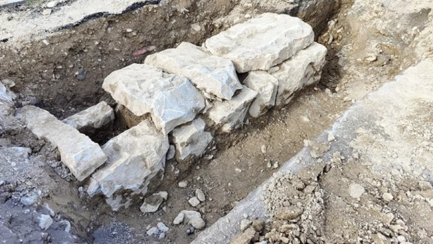 Древняя таинственная структура из каменных плит найдена в Италии