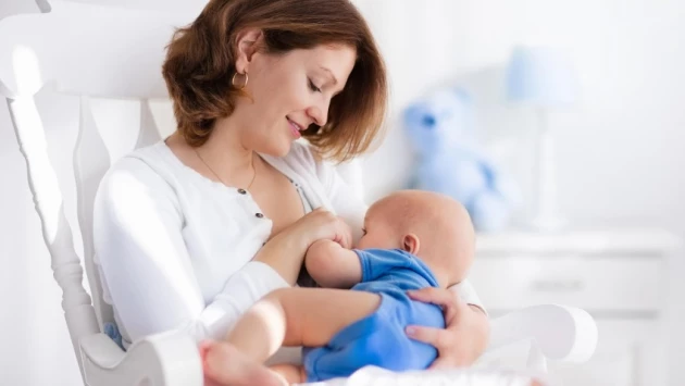 Annals of Neurology: грудное молоко способствует развитию мозга у недоношенных младенцев