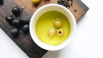 Nutrients: оливковое масло улучшает когнитивные функции и снижает риск деменции