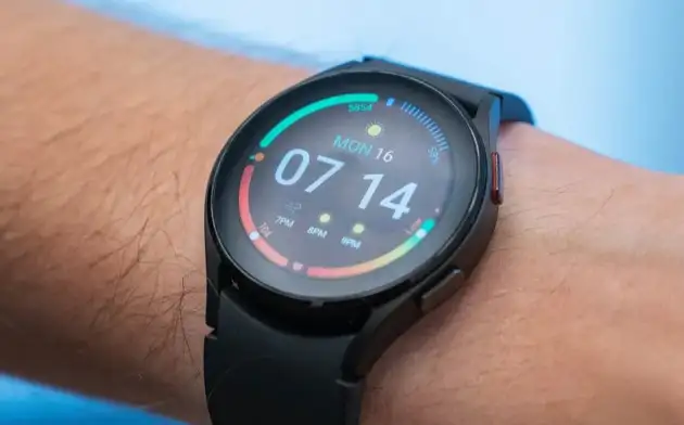 Google Assistant будет интегрирован в смарт-часы Galaxy Watch 4 этим летом