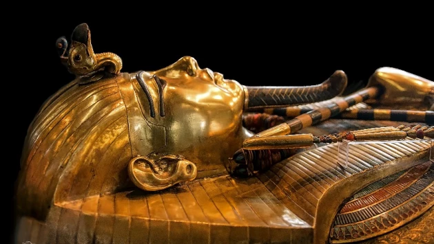 Planet Today: Ученые раскрыли тайну смертоносного "проклятия мумии" из гробницы Тутанхамона
