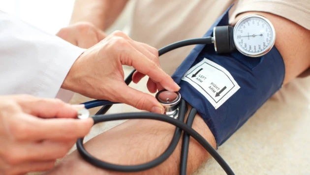 JAMA Cardiology: Агрессивный контроль кровяного давления может предотвратить блокаду сердца