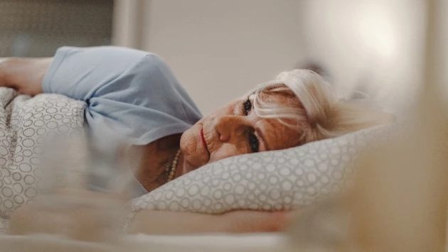 Neprosto.fun: недостаток сна повышает риск развития деменции у пожилых людей
