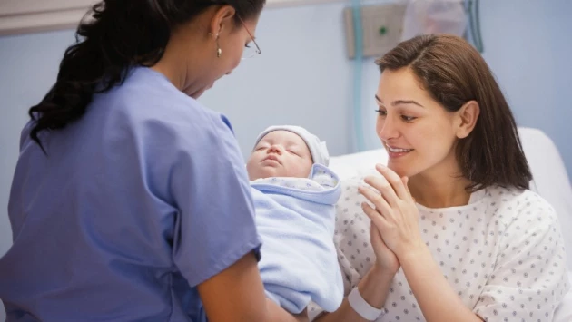 В Гётеборгском университете впервые в мире родился ребенок после трансплантации матки