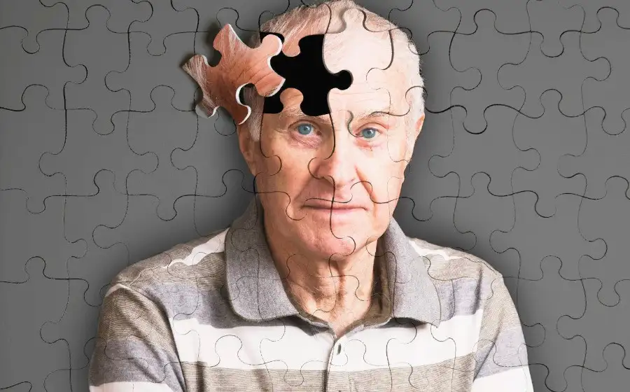 Ученые выяснили, какой признак сигнализирует о начале развития деменции