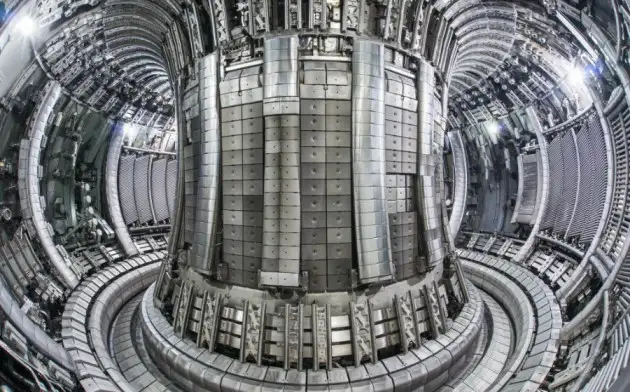 Запуск термоядерного реактора ИТЭР может задержаться из-за трещины в тепловой защите