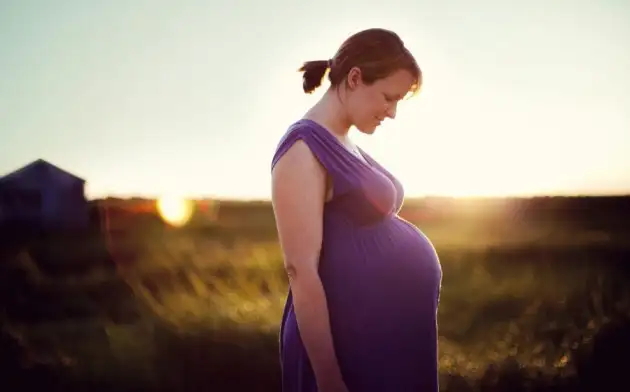Nature: лишний вес во время беременности по-разному влияет на мозг детей разного пола