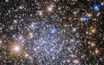 NASA: Hubble сфотографировал звездное скопление Писмис 26, находящиеся в 23 тыс. световых лет