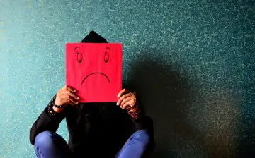 Psychiatric Research: депрессия способна нарушить восприятие человеком своего состояния