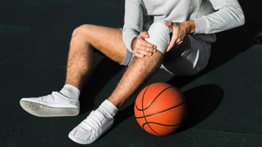 Более сильная четырехглавая мышца может снизить риск замены коленного сустава