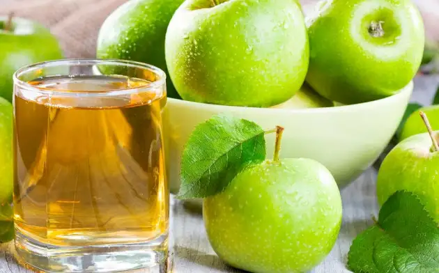 Яблочный сок снижает риски инсульта и инфаркта