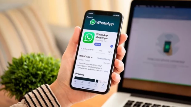 WhatsApp позволил своим пользователям одновременно использовать два аккаунта