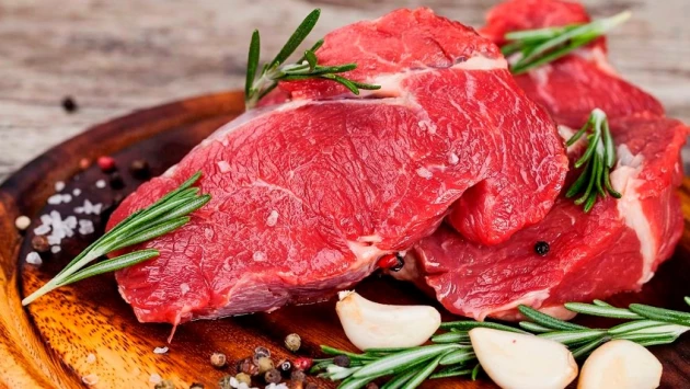 Потребление красного мяса повышает риск сердечно-сосудистых заболеваний и диабета