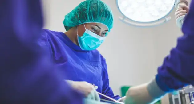 Учёные японских университетов доказали, что пол хирурга не влияет на смертность пациентов