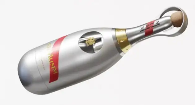 Maison Mumm создали бутылку шампанского для космических путешествий