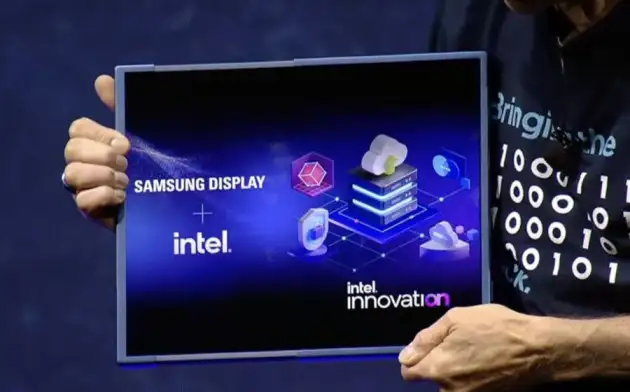 Intel и Samsung демонстрируют раздвижной экран на презентации Intel Innovation