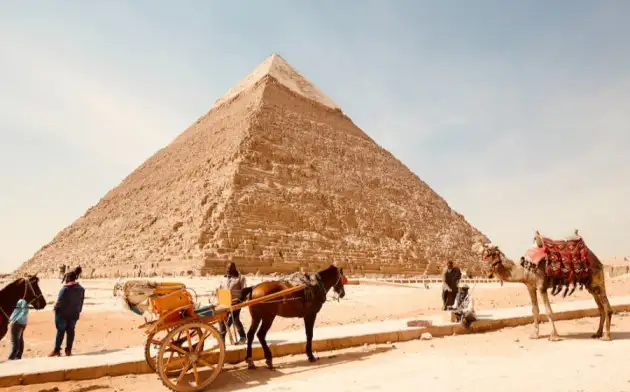 The Guardian: в погребальной камере Тутанхамона может находиться мумия царицы Нефертити